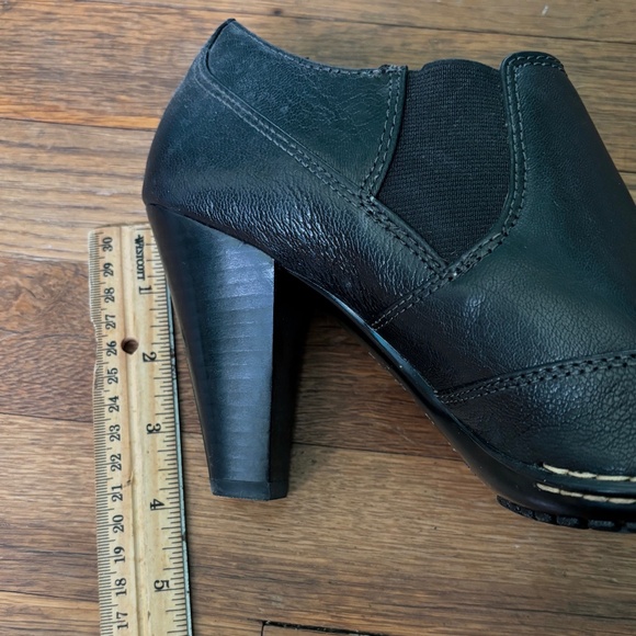 Black Sofft booties - Picture 6 of 7